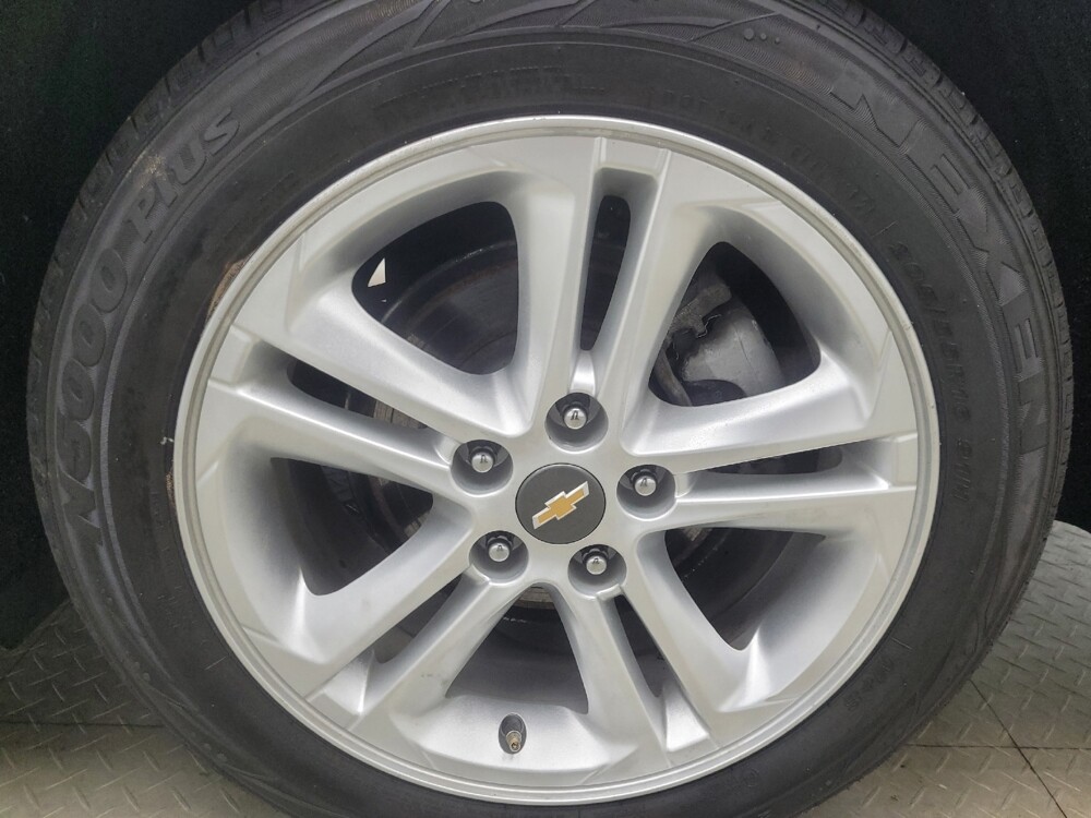 2017 Chevrolet Cruze in Ft Wayne, IN 46805 - 18139304 31