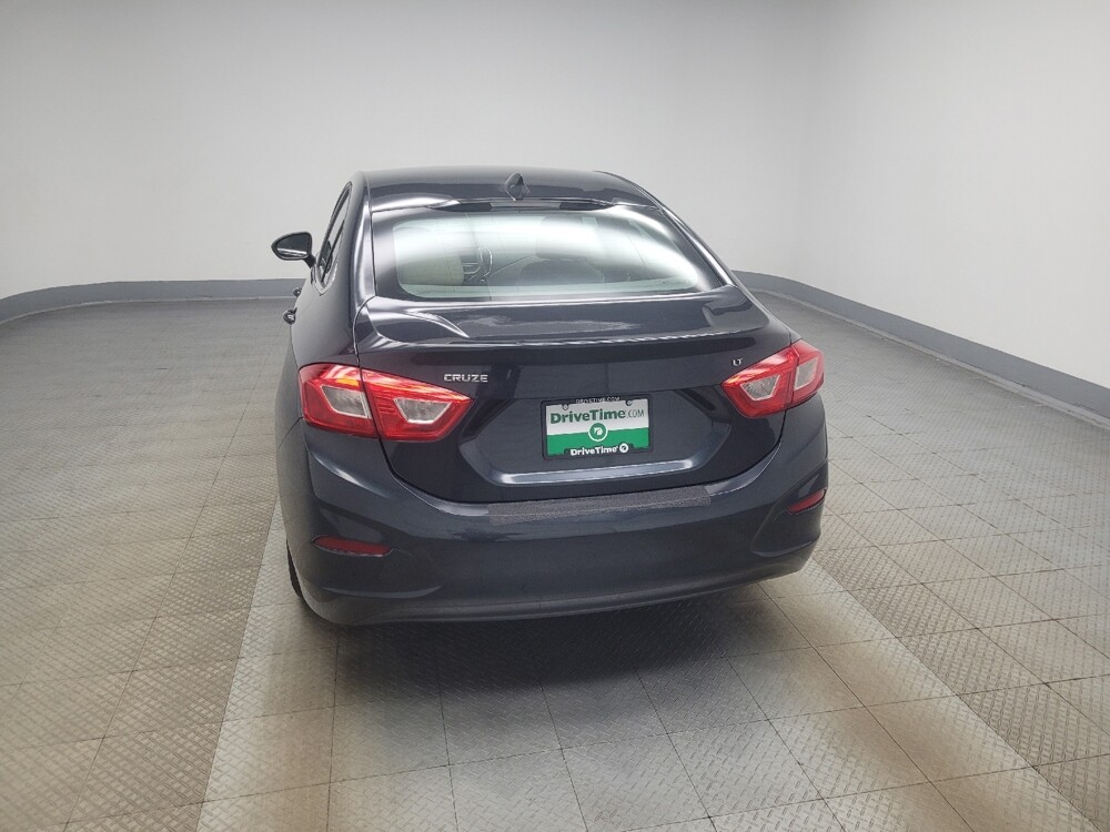 2017 Chevrolet Cruze in Ft Wayne, IN 46805 - 18139304 6