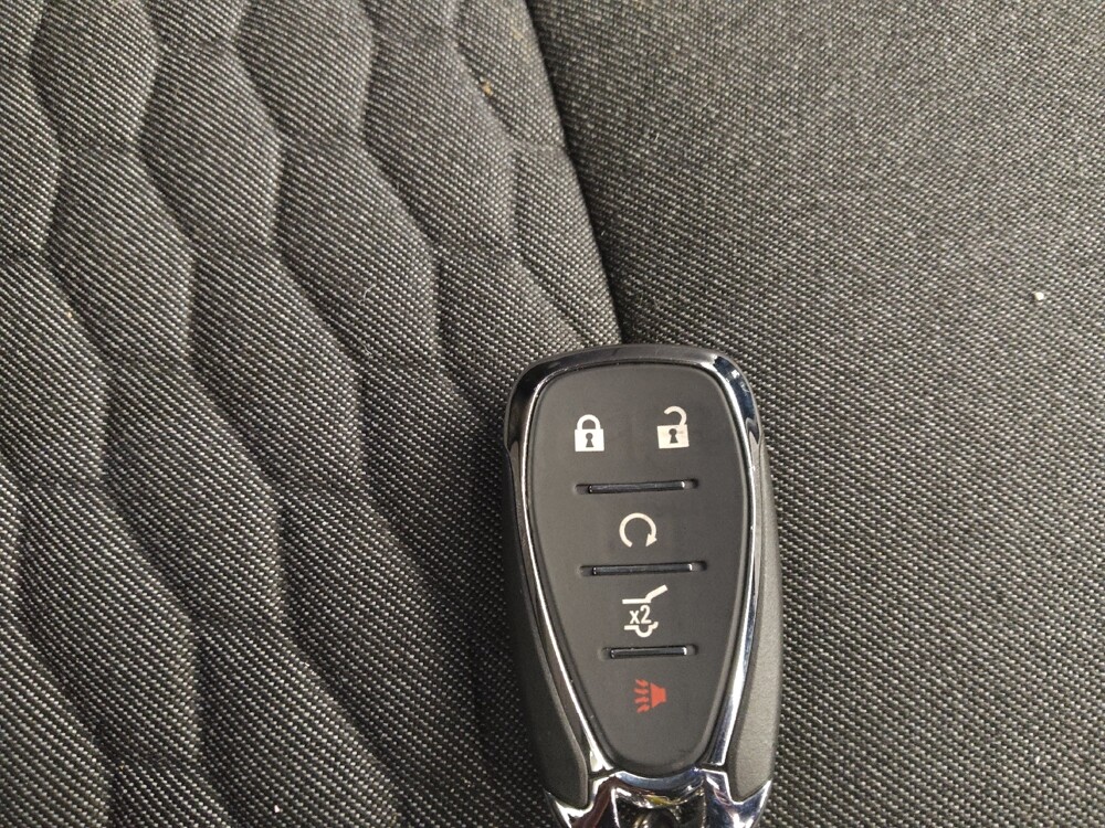 2021 Chevrolet Equinox in Des Moines, IA 50310 - 18139305 32