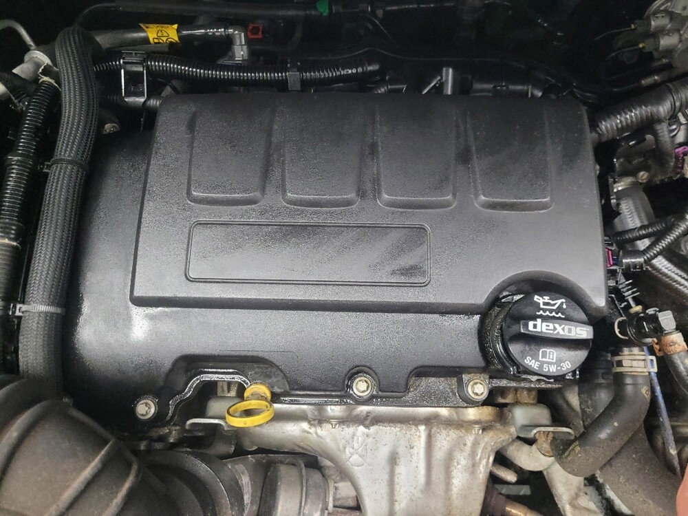 2020 Buick Encore in Ft Wayne, IN 46805 - 18139312 30