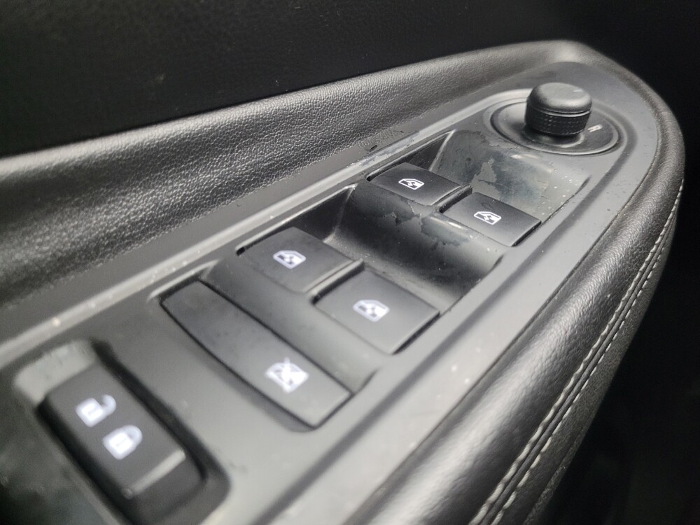 2020 Buick Encore in Ft Wayne, IN 46805 - 18139312 27