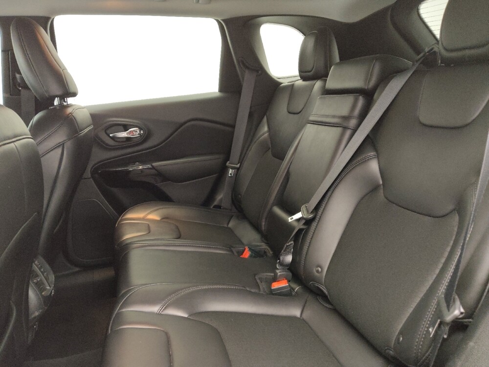 2019 Jeep Cherokee in Lakewood, CO 80215 - 18139314 18