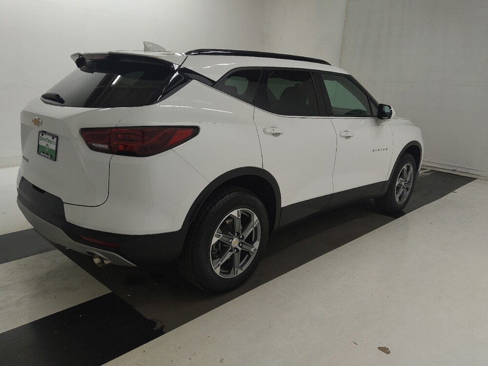 2024 Chevrolet Blazer in Gladstone, MO 64118 - 18139315 10