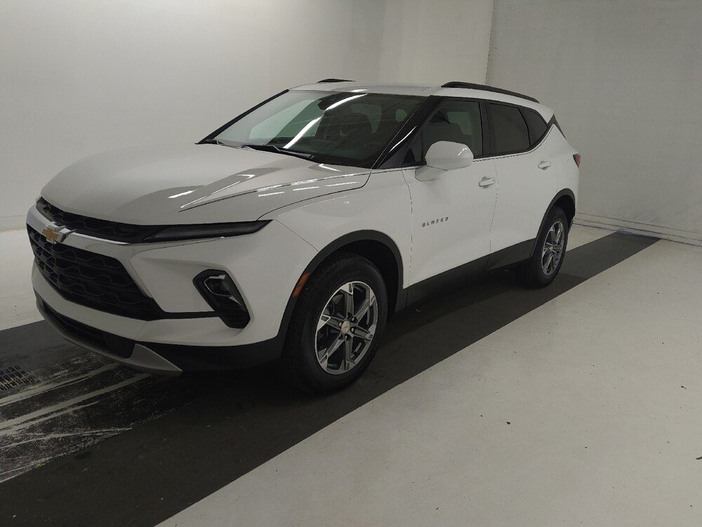 2024 Chevrolet Blazer in Gladstone, MO 64118 - 18139315 2