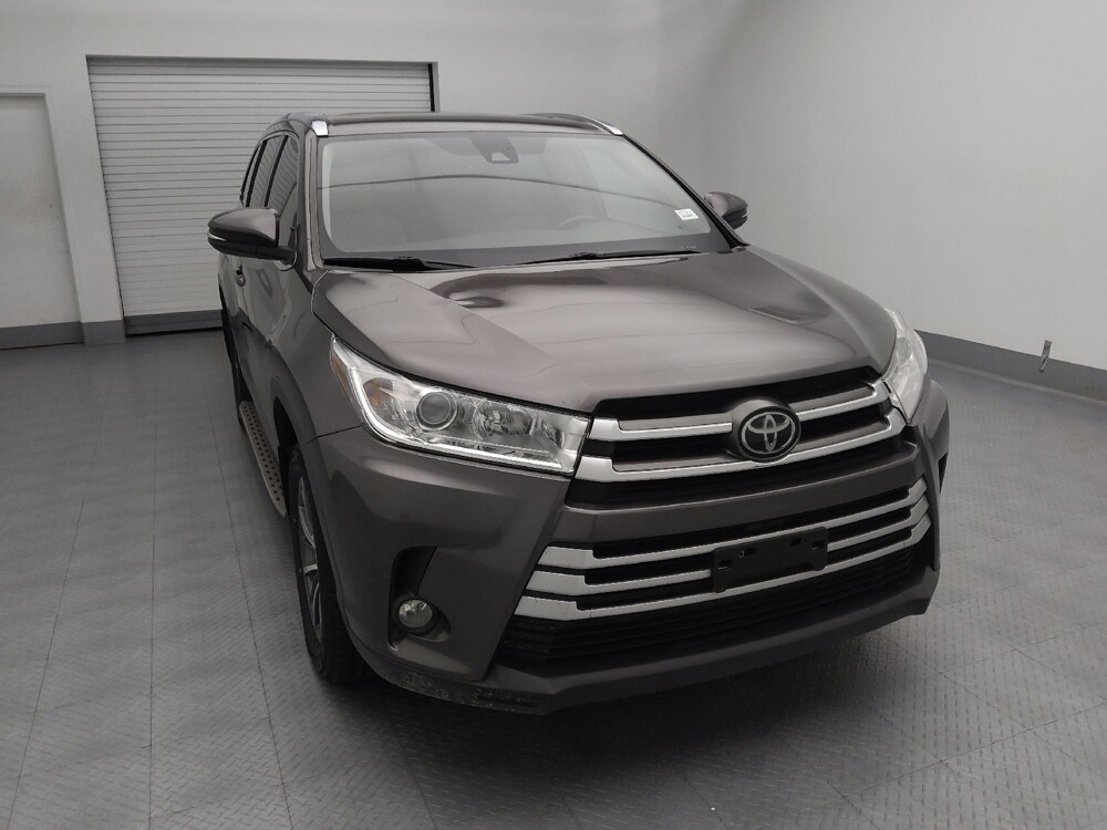 2019 Toyota Highlander in St. Louis, MO 63136 - 18139321 14