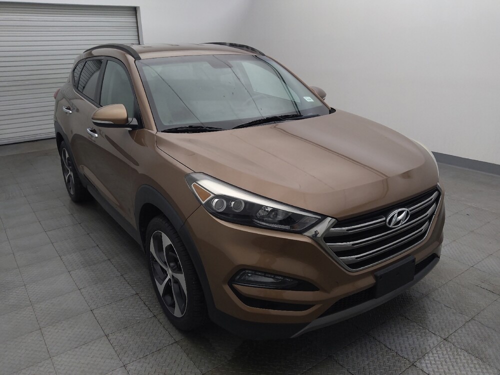 2016 Hyundai Tucson in Houston, TX 77060 - 18139322 13