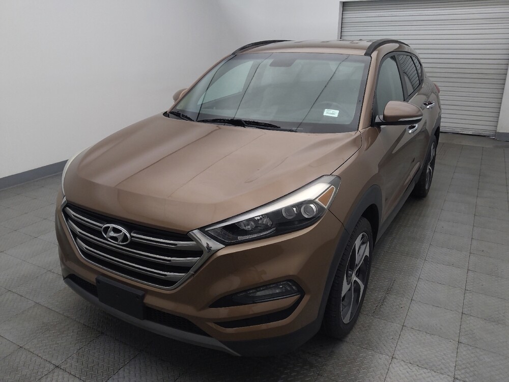 2016 Hyundai Tucson in Houston, TX 77060 - 18139322 15