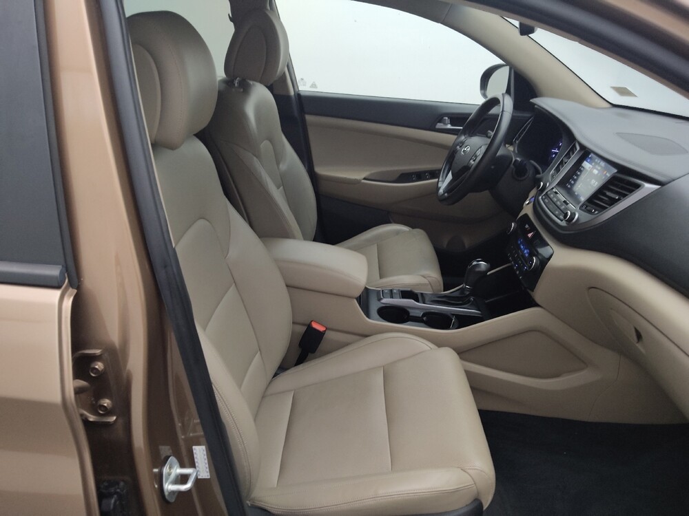 2016 Hyundai Tucson in Houston, TX 77060 - 18139322 21