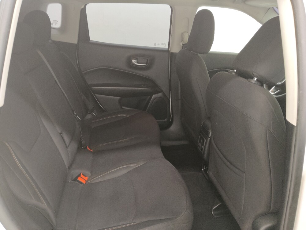 2019 Jeep Compass in Gladstone, MO 64118 - 18139325 19