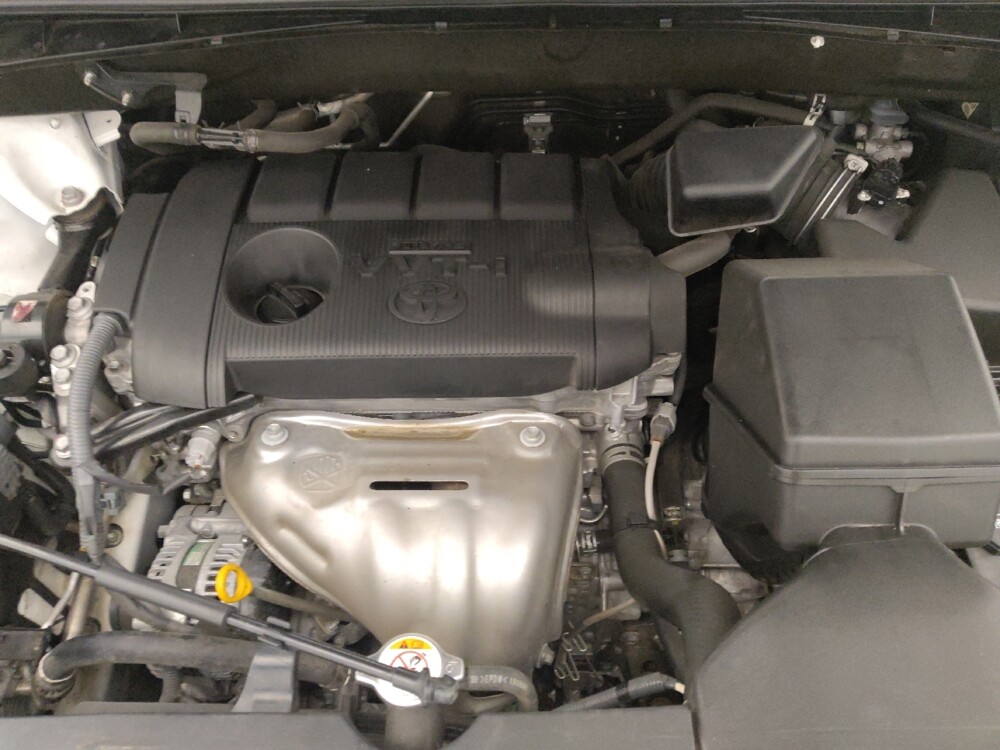 2019 Toyota Highlander in Houston, TX 77074 - 18139326 30