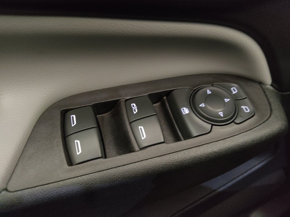 2020 Chevrolet Equinox in Lombard, IL 60148 - 18139330 27