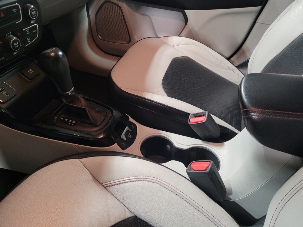 2020 Jeep Compass in Orlando, FL 32808 - 18139335 26