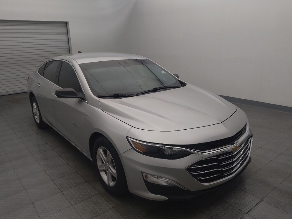 2020 Chevrolet Malibu in Houston, TX 77060 - 18139350 13