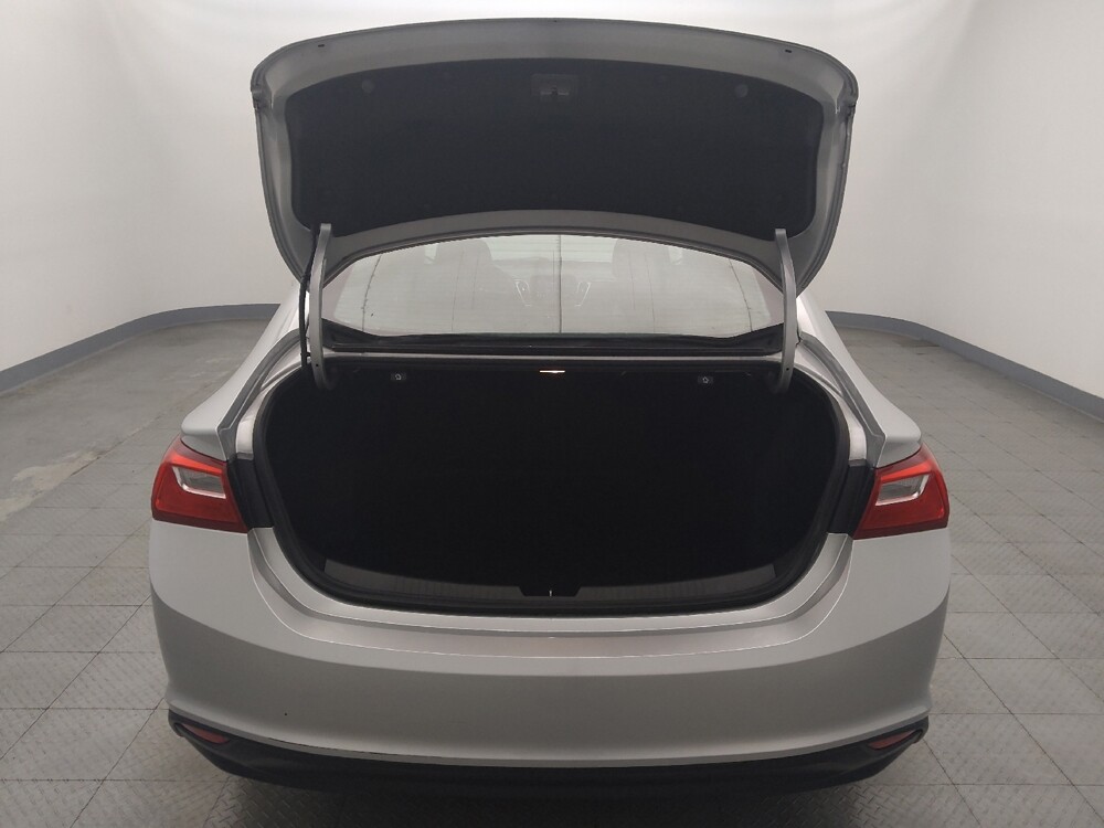 2020 Chevrolet Malibu in Houston, TX 77060 - 18139350 29