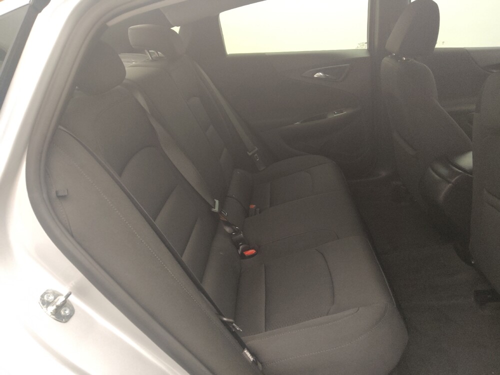2020 Chevrolet Malibu in Houston, TX 77060 - 18139350 19
