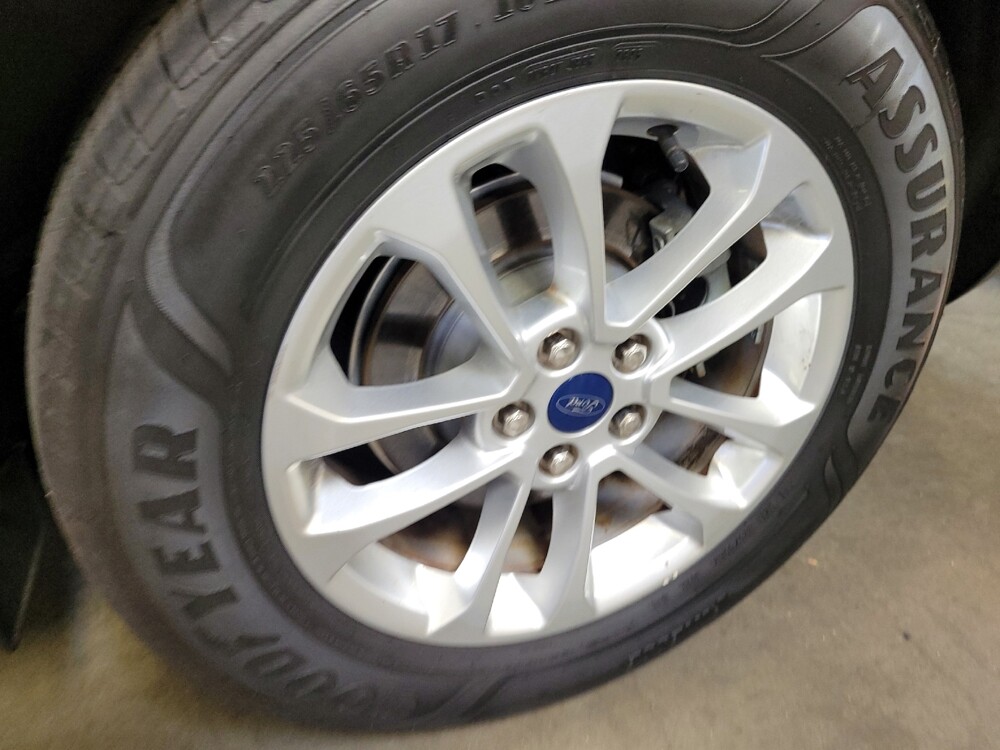 2022 Ford Escape in Downey, CA 90241 - 18139353 31