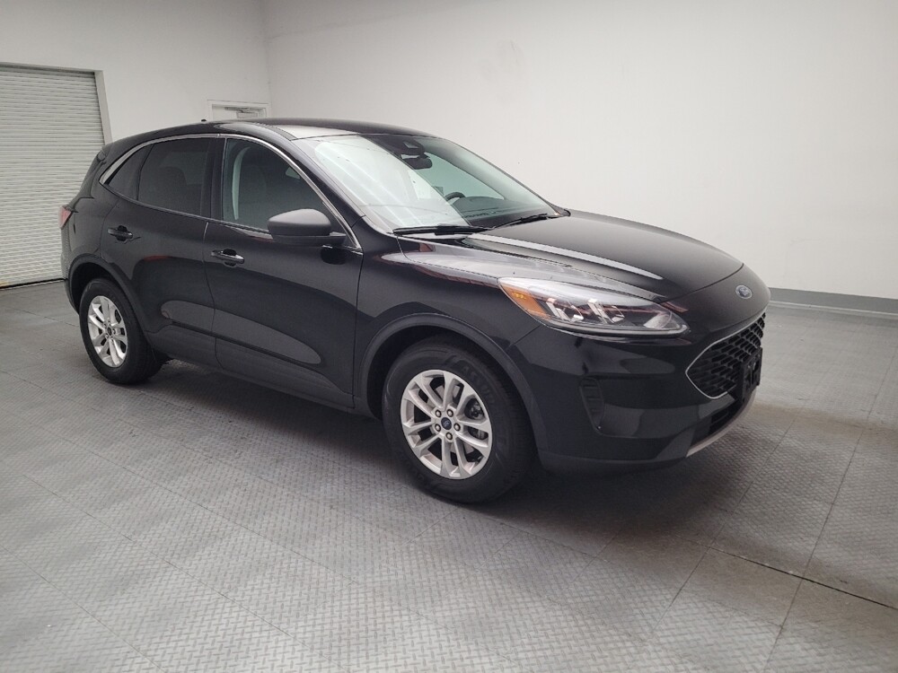 2022 Ford Escape in Downey, CA 90241 - 18139353 11