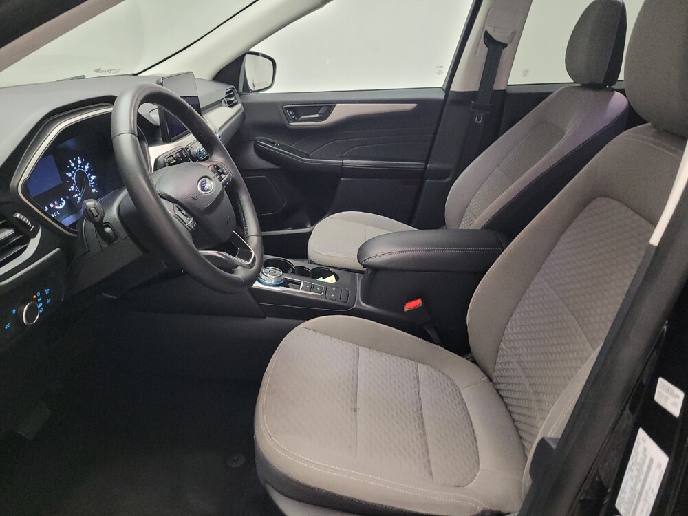 2022 Ford Escape in Downey, CA 90241 - 18139353 17