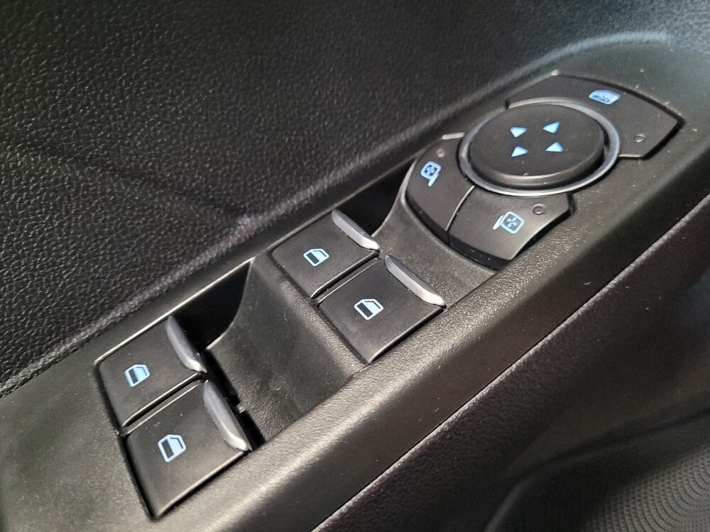 2022 Ford Escape in Downey, CA 90241 - 18139353 27