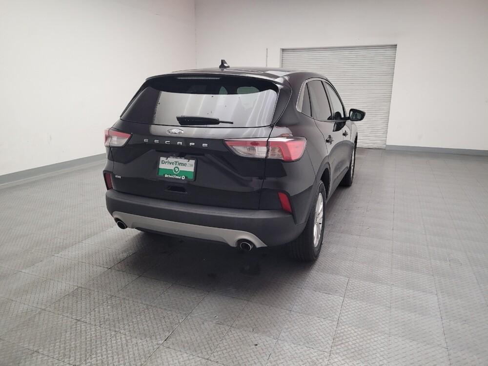 2022 Ford Escape in Downey, CA 90241 - 18139353 7