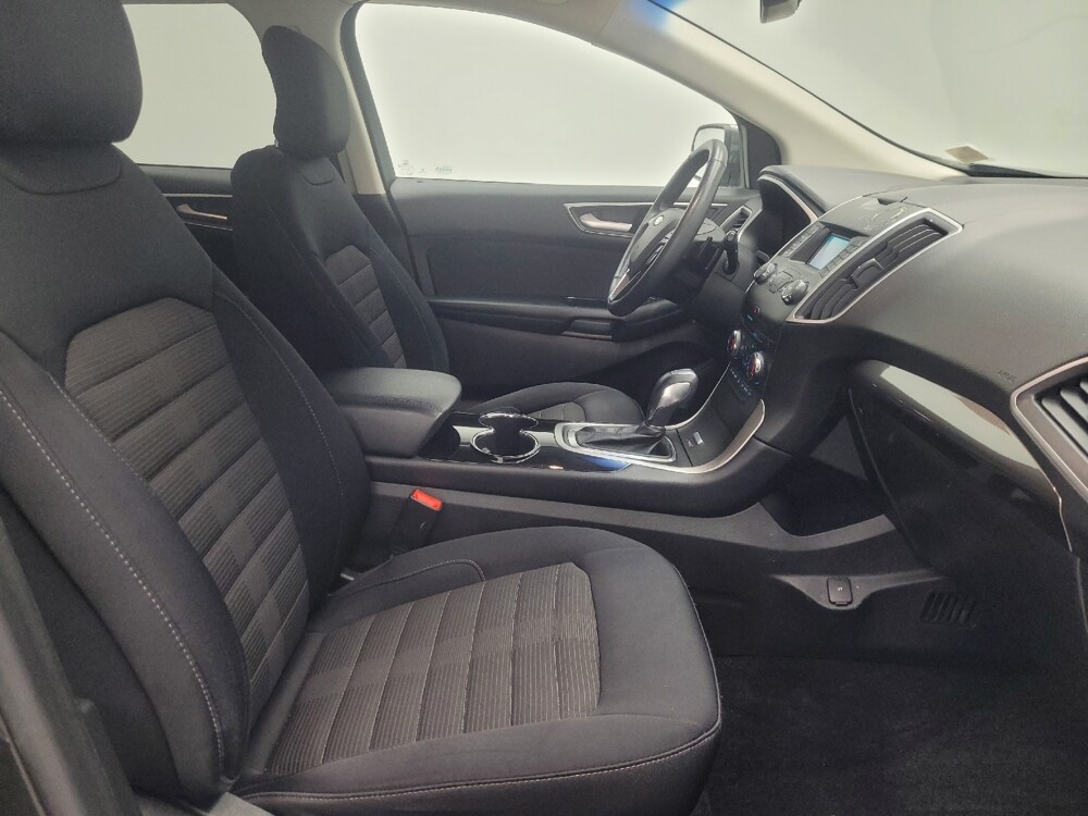 2017 Ford Edge in Indianapolis, IN 46222 - 18139356 21