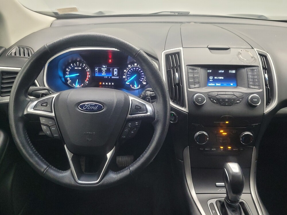 2017 Ford Edge in Indianapolis, IN 46222 - 18139356 22