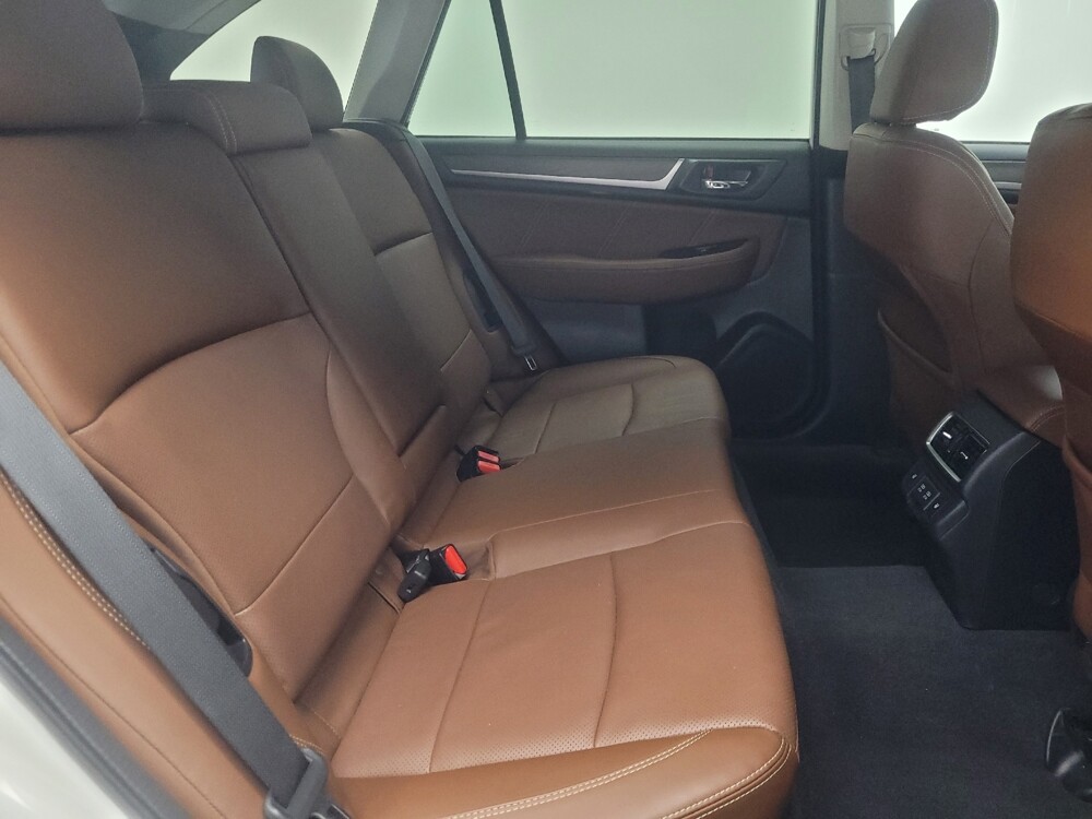 2019 Subaru Outback in Indianapolis, IN 46222 - 18139357 19