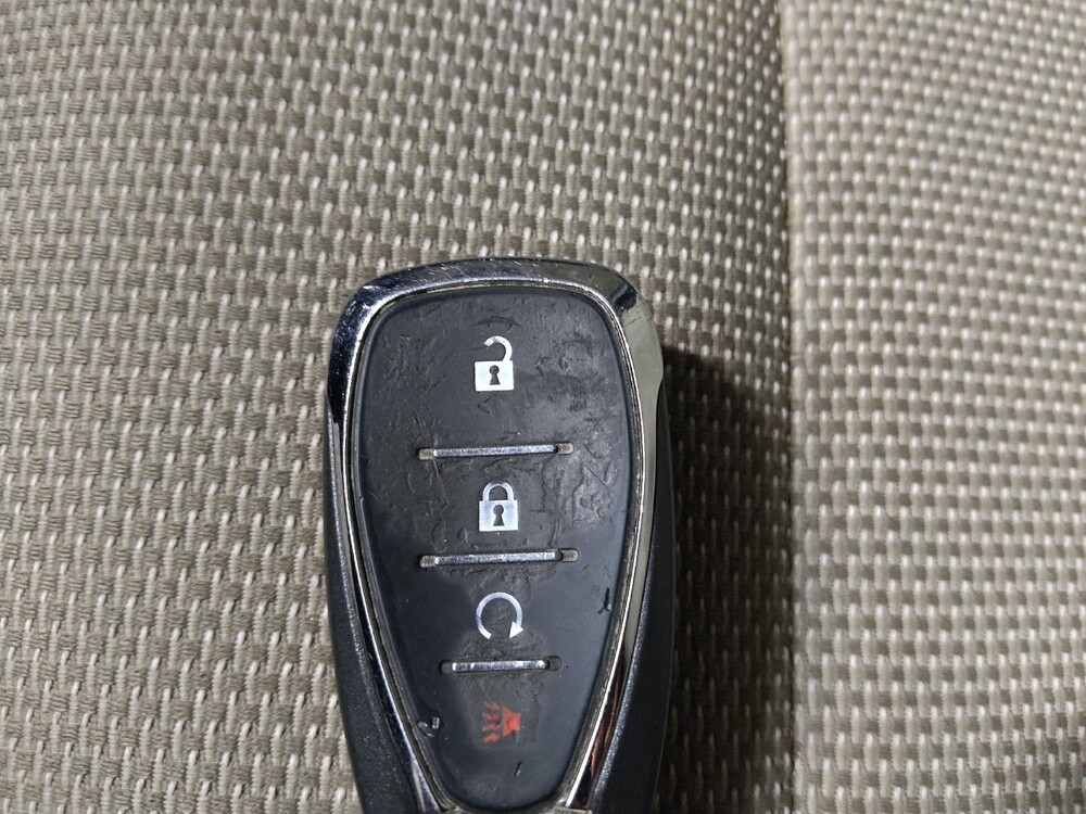 2022 Chevrolet Traverse in Arlington, TX 76011 - 18139359 32