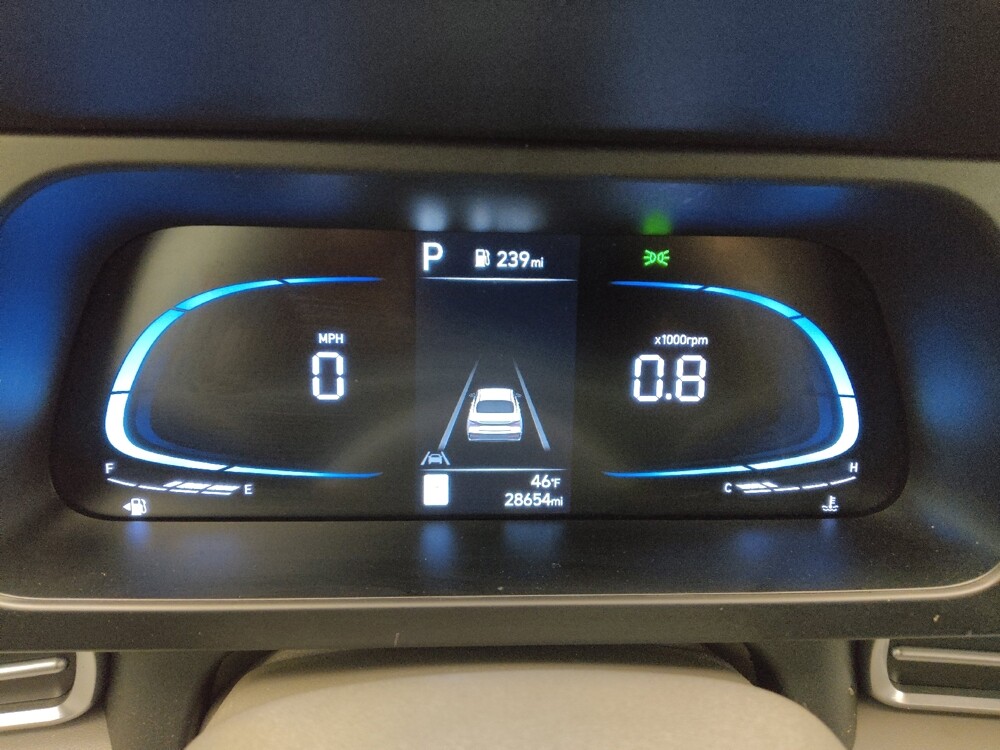 2025 Hyundai Elantra in Lakewood, CO 80215 - 18139373 23