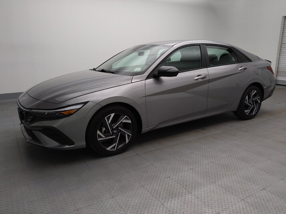 2025 Hyundai Elantra in Lakewood, CO 80215 - 18139373 2