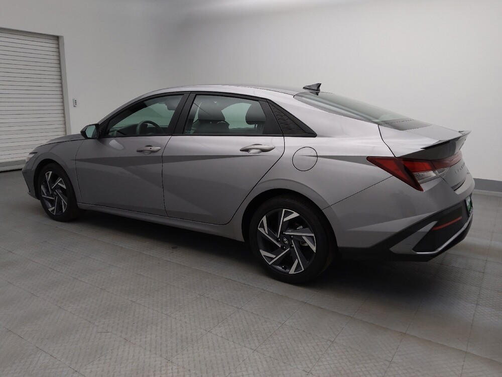 2025 Hyundai Elantra in Lakewood, CO 80215 - 18139373 3