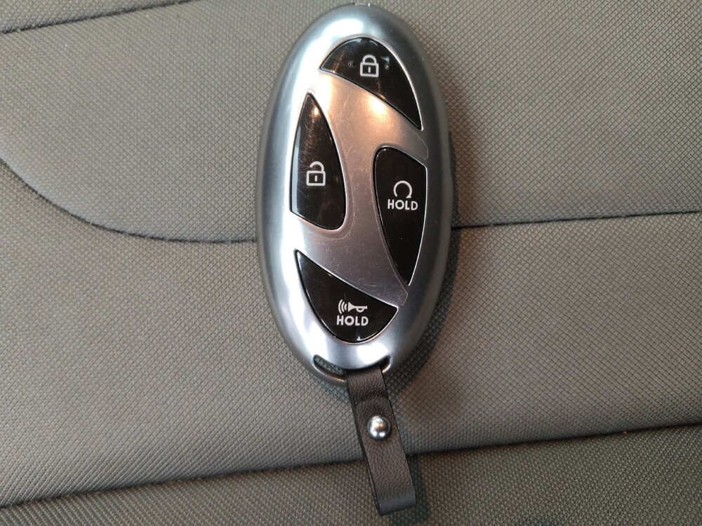2025 Hyundai Elantra in Lakewood, CO 80215 - 18139373 32