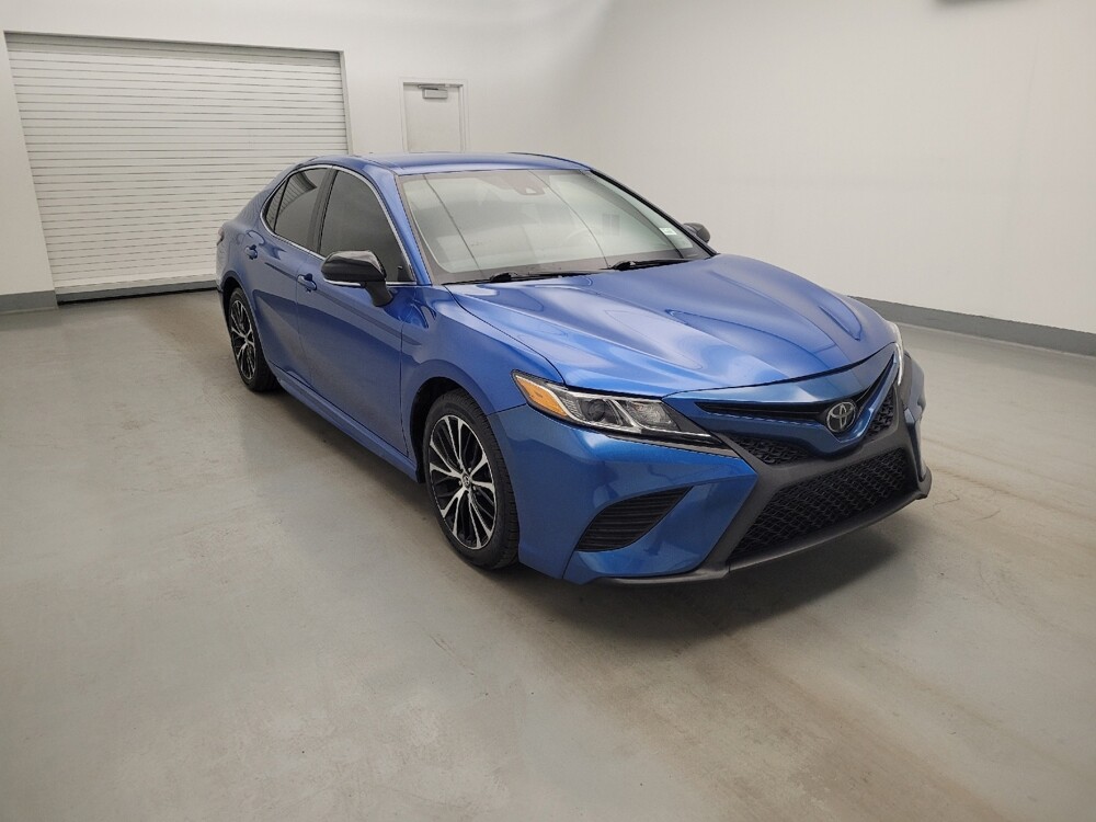2019 Toyota Camry in Fairfield, OH 45014 - 18139375 13