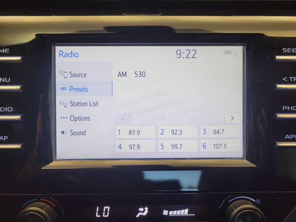 2019 Toyota Camry in Fairfield, OH 45014 - 18139375 25