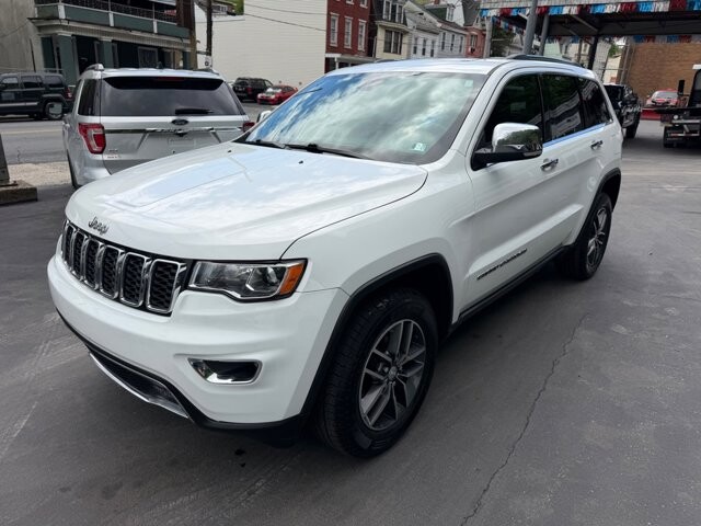 2017 Jeep Grand Cherokee in Pottsville, PA 17901 - 18139394 3