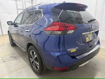 2017 Nissan Rogue in Austell, GA 30168 - 18139411 4