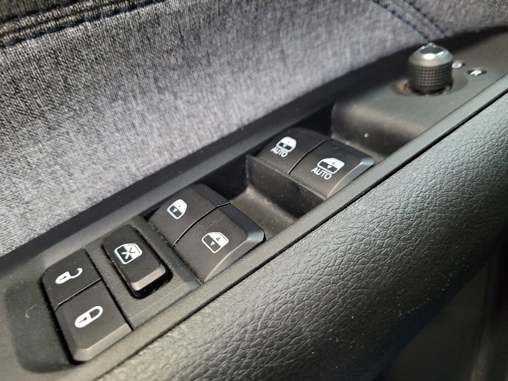 2024 Jeep Compass in Sacramento, CA 95821 - 18139414 27