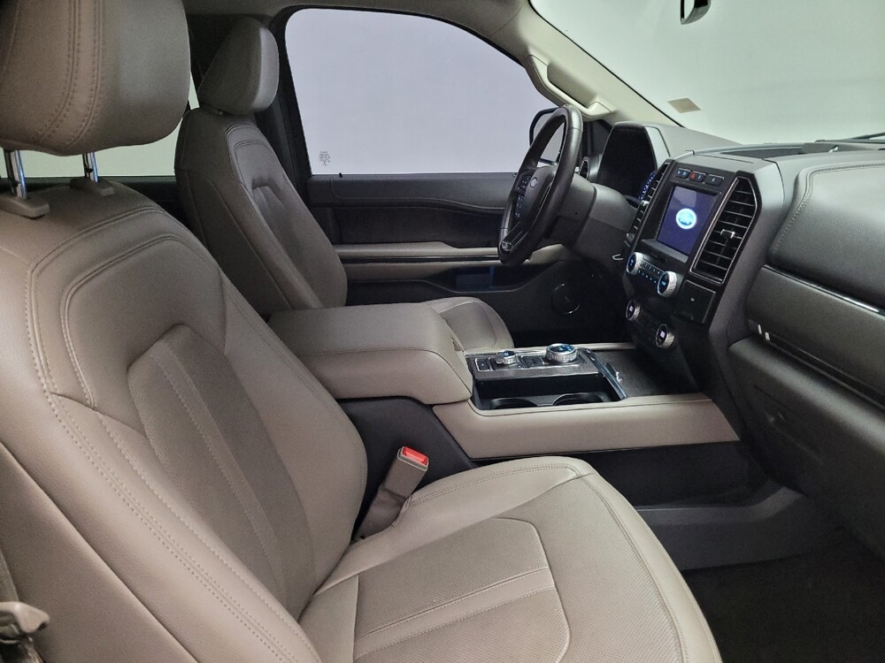 2021 Ford Expedition Max in Riverside, CA 92504 - 18139422 21