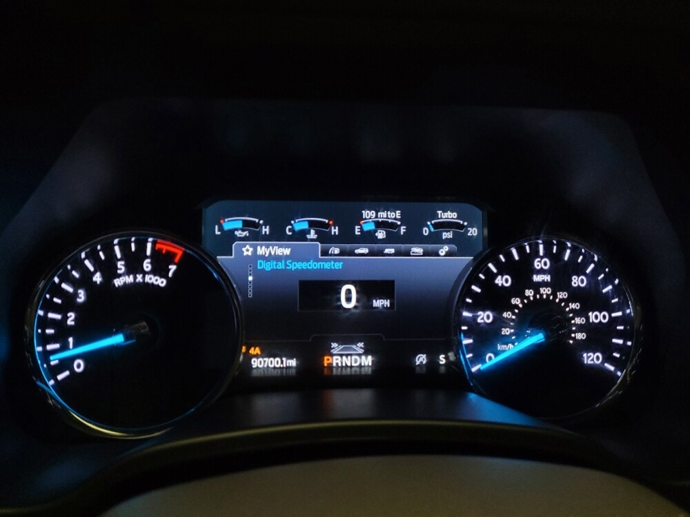 2021 Ford Expedition Max in Riverside, CA 92504 - 18139422 23