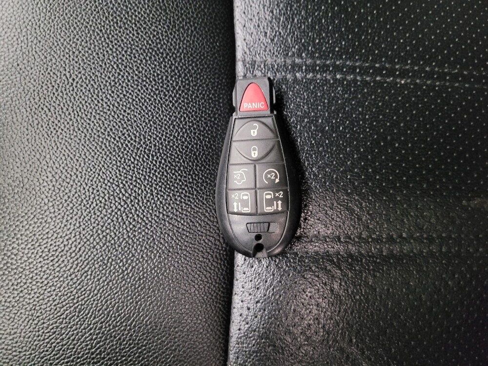 2019 Dodge Grand Caravan in Montclair, CA 91763 - 18139424 32