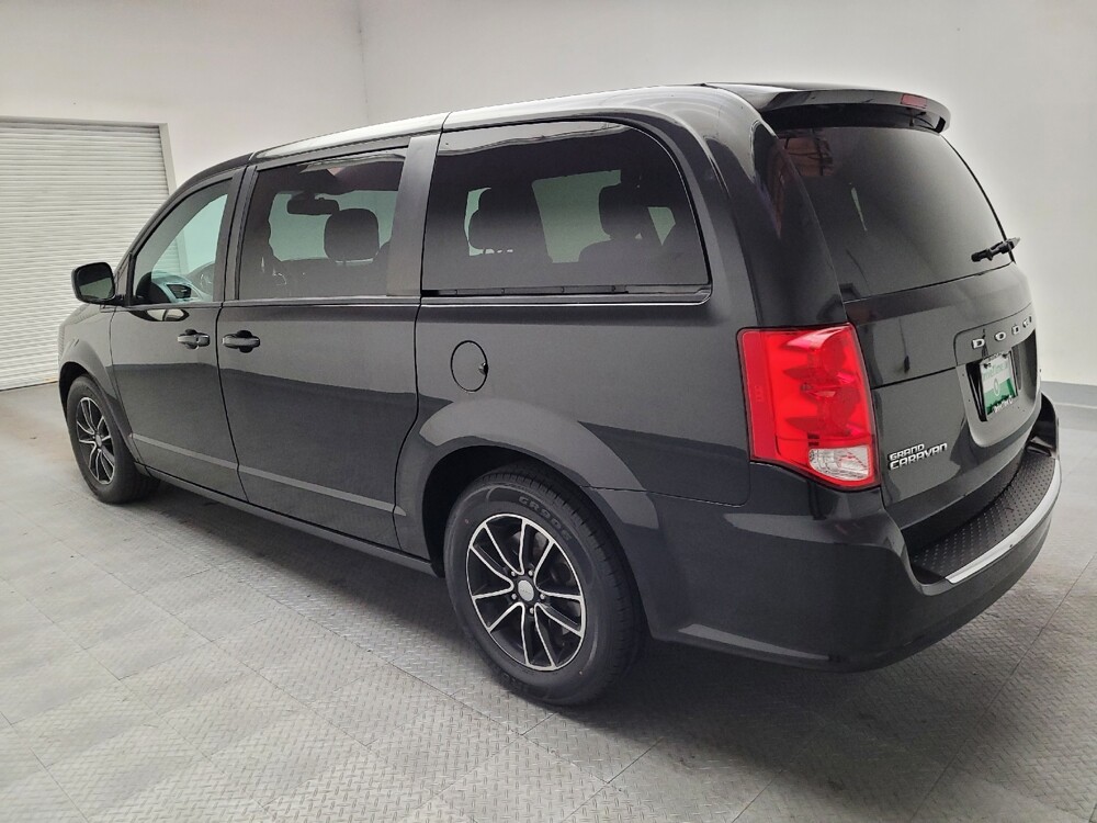 2019 Dodge Grand Caravan in Montclair, CA 91763 - 18139424 3