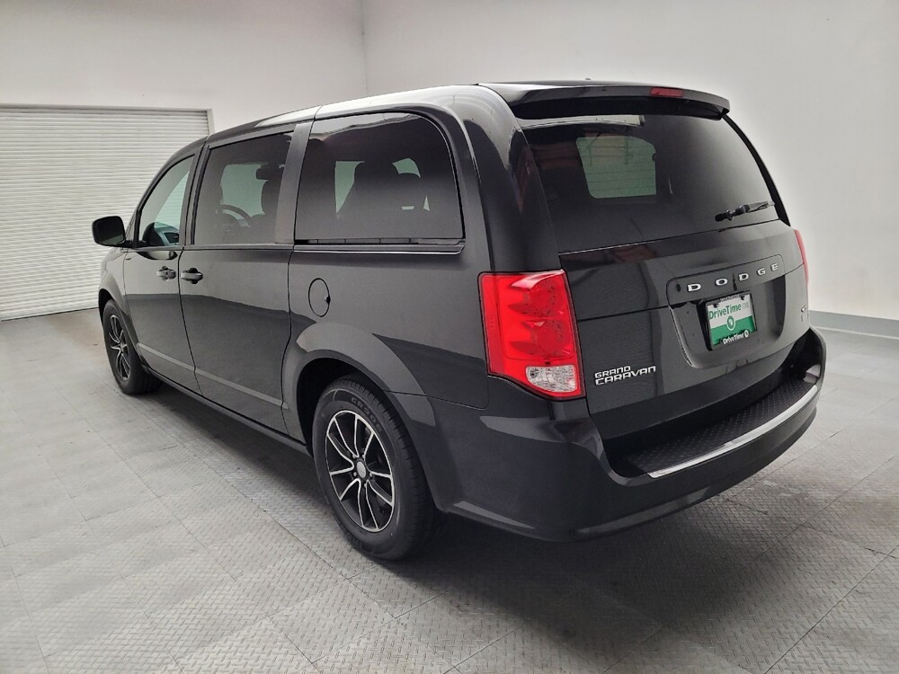 2019 Dodge Grand Caravan in Montclair, CA 91763 - 18139424 5