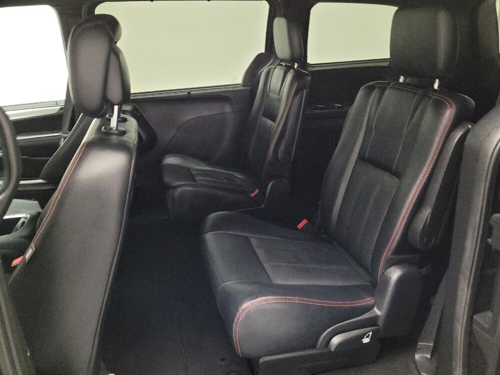 2019 Dodge Grand Caravan in Montclair, CA 91763 - 18139424 18