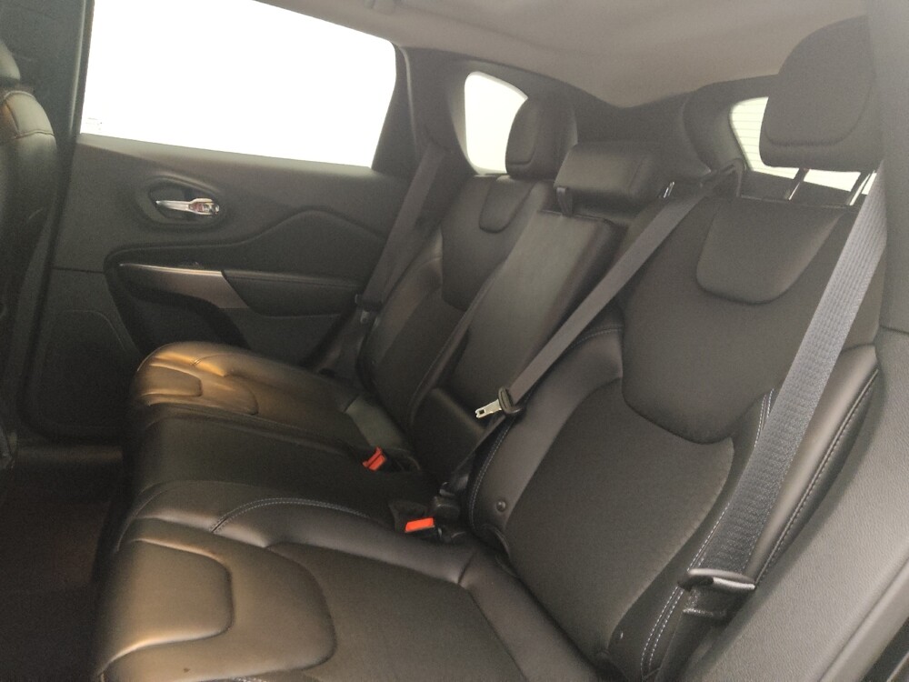2019 Jeep Cherokee in Birmingham, AL 35215 - 18139435 18