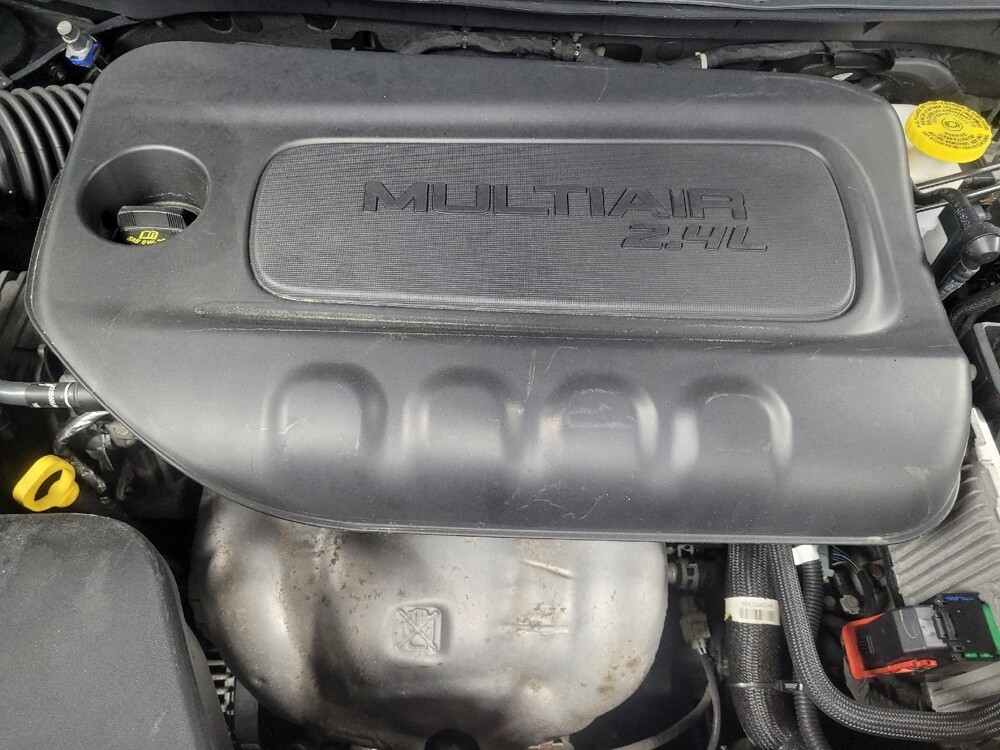 2019 Jeep Cherokee in Birmingham, AL 35215 - 18139435 30