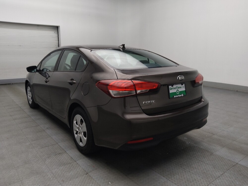 2017 Kia Forte in Marietta, GA 30062 - 18139442 5