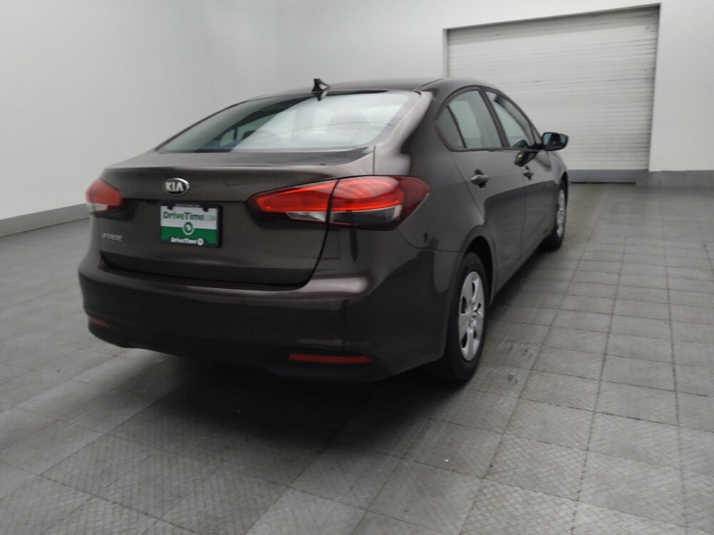 2017 Kia Forte in Marietta, GA 30062 - 18139442 9