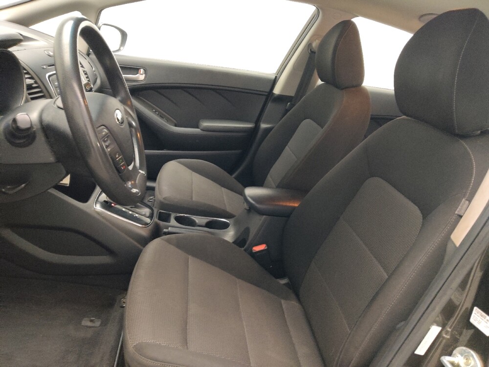 2017 Kia Forte in Marietta, GA 30062 - 18139442 17