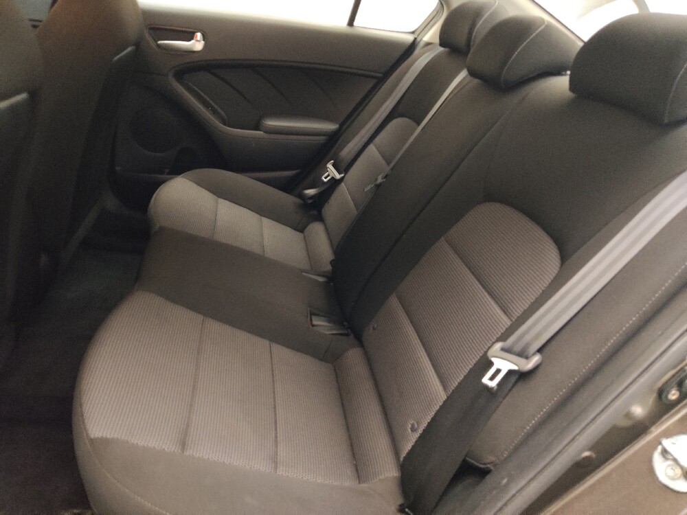 2017 Kia Forte in Marietta, GA 30062 - 18139442 18