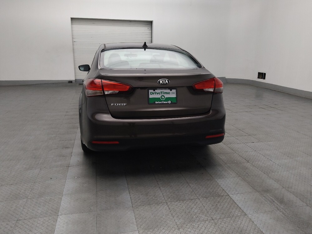 2017 Kia Forte in Marietta, GA 30062 - 18139442 6
